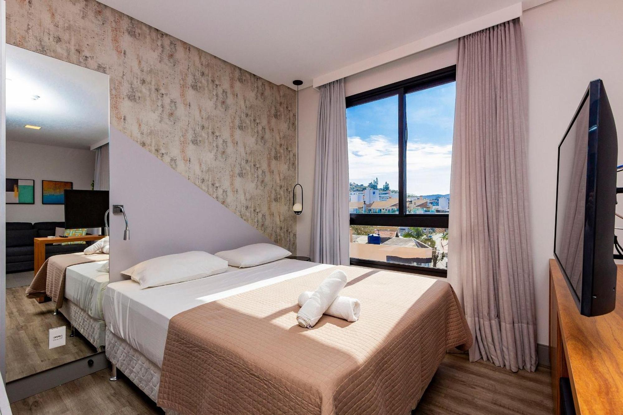 Aion Suites 302 - Lindo Apartamento Com Vista Para O Mar, A 60M Da Praia De Bombinhas, Com Piscina E Academia No Rooftop. Buitenkant foto
